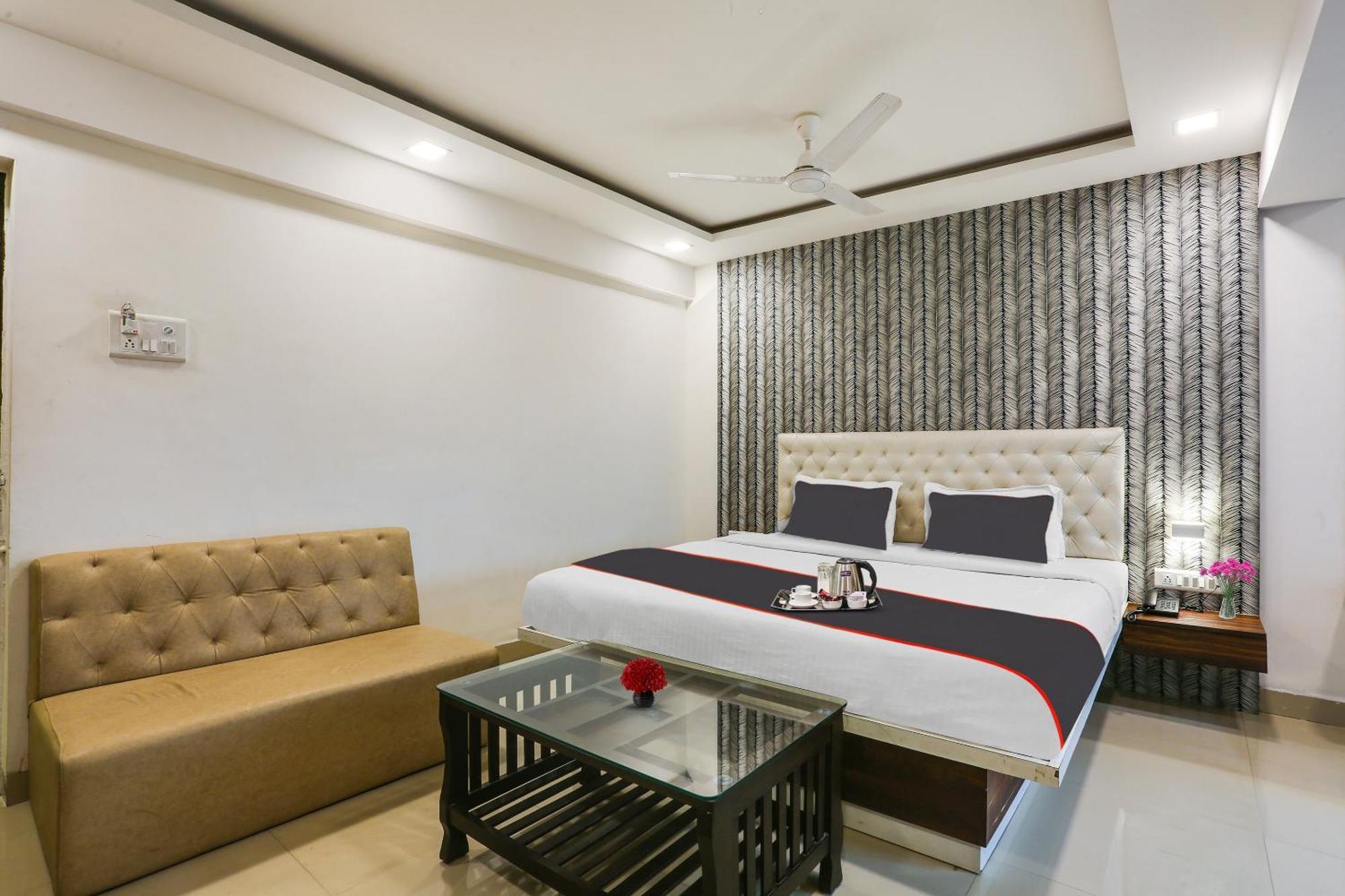 Capital O Arsh Executive Inn Bombay Extérieur photo