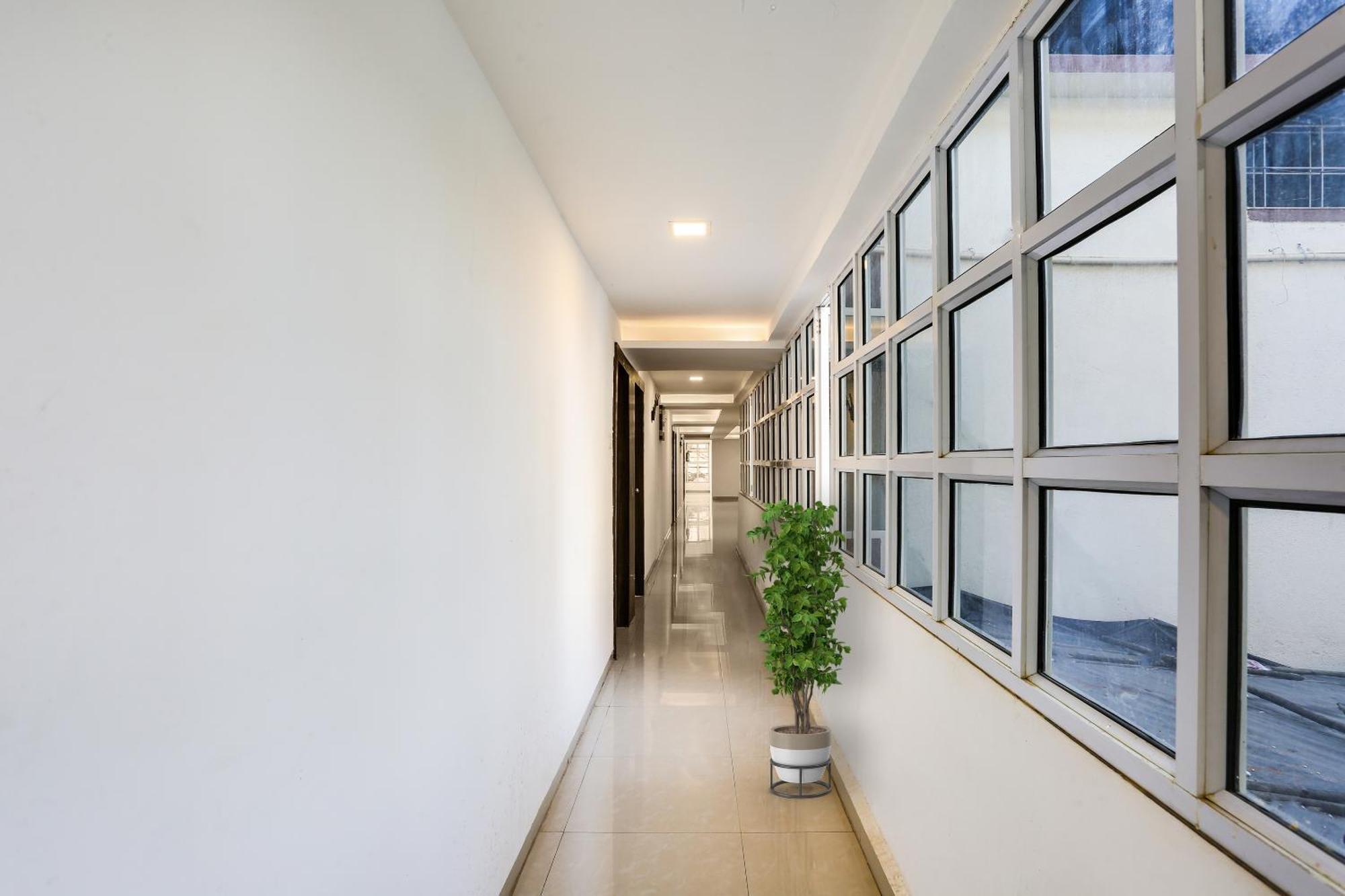 Capital O Arsh Executive Inn Bombay Extérieur photo