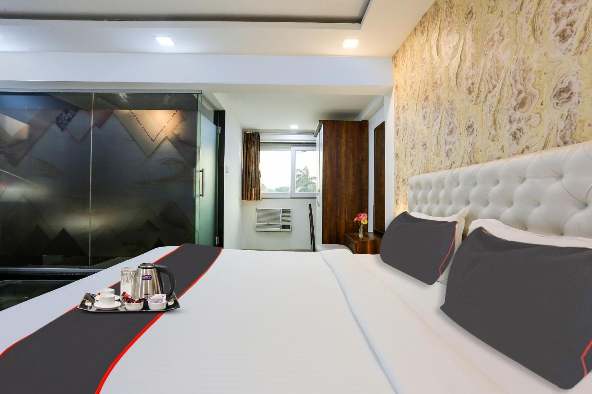 Capital O Arsh Executive Inn Bombay Extérieur photo